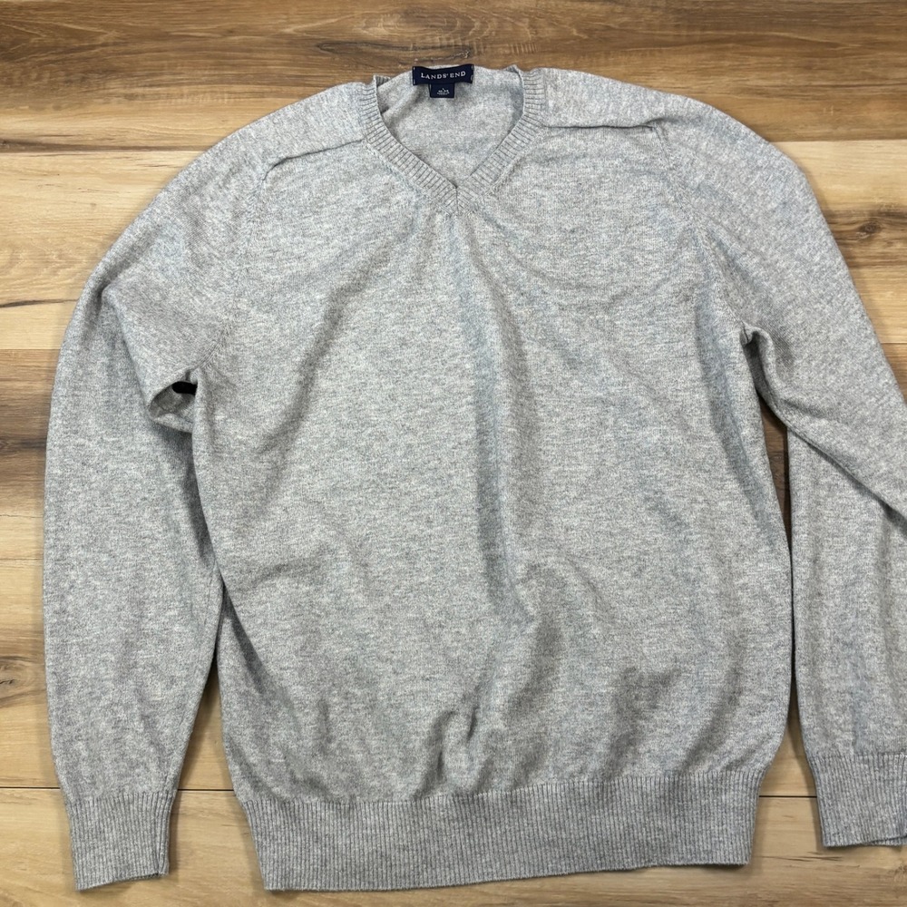 Lands End‎ V-Neck Sweater Mens L Gray Cashmere Cotton Blend Classic Minimalist